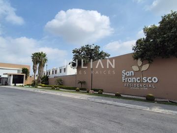 Casa en venta en Residencial San Francisco
