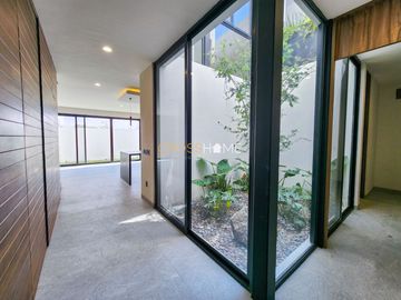 CASA EN VENTA, JURIQUILLA QRO.