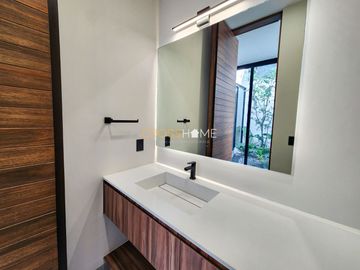 CASA EN VENTA, JURIQUILLA QRO.