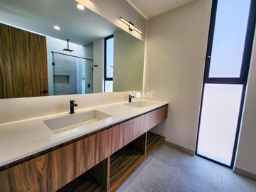 CASA EN VENTA, JURIQUILLA QRO.