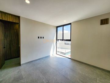 CASA EN VENTA, JURIQUILLA QRO.