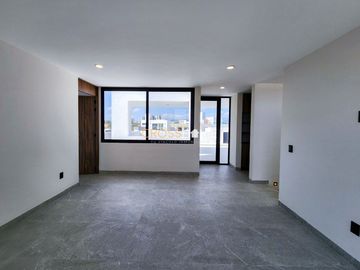 CASA EN VENTA, JURIQUILLA QRO.