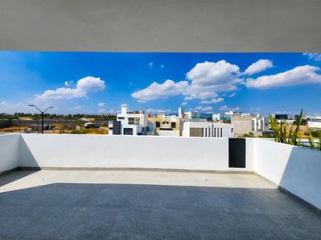 CASA EN VENTA, JURIQUILLA QRO.