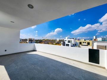 CASA EN VENTA, JURIQUILLA QRO.