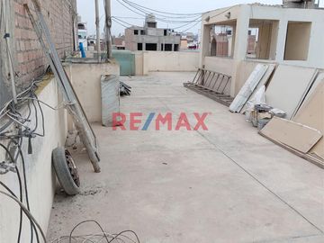 Azotea Piso 5 112M2 Para Construir Futura Vivienda La Perla