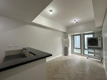 MC - FOR SALE: 35.50 SQM Studio in Grand Midori (Ortigas), Pasig City
