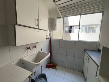 VENDO HERMOSO DEPARTAMENTO EN SURQUILLO.
