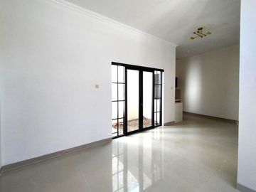Rumah Cantik Minimalis di Trimulyo dekat Jalan Turi