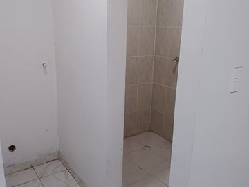 VENDO APARTAESTUDIOS JUNIN