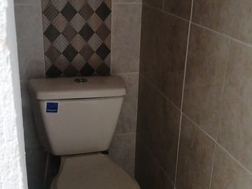 VENDO APARTAESTUDIOS JUNIN