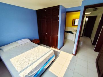 ✅ VENDO CONFORTABLE CASA DOS PLANTAS CON TERRAZA. (TONSUPA - ECUADOR)