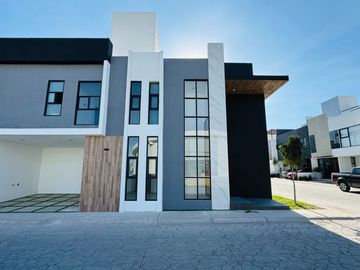 Casa residencial en Pachuca, Gema. 3 recamaras y roof garden.