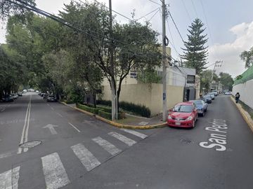 Casa en Col. Del Carmen, CDMX.