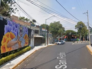 Casa en Col. Del Carmen, CDMX.