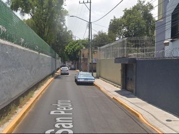 Casa en Col. Del Carmen, CDMX.