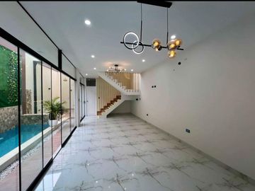 HERMOSA CASA DE ESTRENO CON PISCINA EN VENTA EN URB.ALAMEDA COUNTRY CLUB CASTILLA