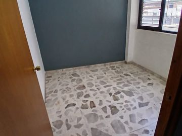 Edificio en Venta en San Francisquito, Frente a Plaza Latitud Victoria
