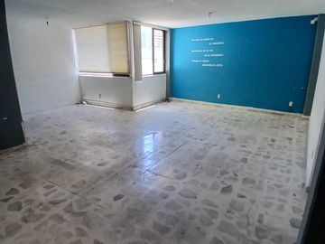 Edificio en Venta en San Francisquito, Frente a Plaza Latitud Victoria