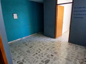 Edificio en Venta en San Francisquito, Frente a Plaza Latitud Victoria