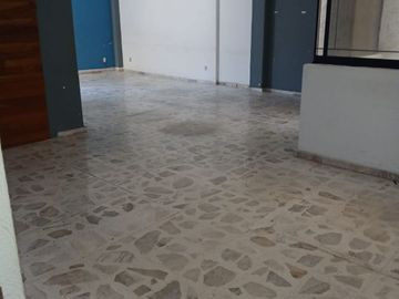 Edificio en Venta en San Francisquito, Frente a Plaza Latitud Victoria