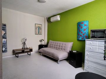Edificio en Venta en San Francisquito, Frente a Plaza Latitud Victoria