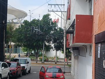 Edificio en Venta en San Francisquito, Frente a Plaza Latitud Victoria