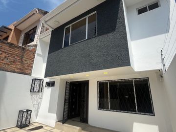 CASA DE VENTA, Sector Totoracocha C1426