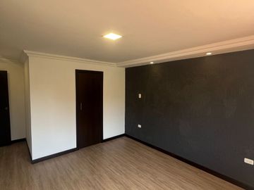 CASA DE VENTA, Sector Totoracocha C1426