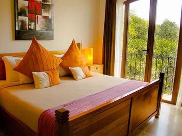DEPARTAMENTO AMPLIO CON SERVICIOS CONDO-HOTELEROS A SOLO UNOS PASOS DE LA PLAYA Y LA 5TA AV. EN PLAYA DEL CARMEN