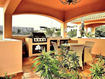 DEPARTAMENTO AMPLIO CON SERVICIOS CONDO-HOTELEROS A SOLO UNOS PASOS DE LA PLAYA Y LA 5TA AV. EN PLAYA DEL CARMEN