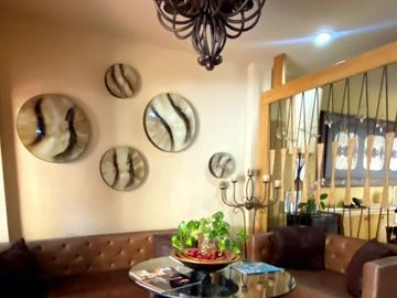 DEPARTAMENTO AMPLIO CON SERVICIOS CONDO-HOTELEROS A SOLO UNOS PASOS DE LA PLAYA Y LA 5TA AV. EN PLAYA DEL CARMEN