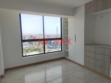 Departamento Con Vista Increible En El Piso12 , Con 2 Estacionamientos Disponibles , Urb San Andres 1 Ra Etapa