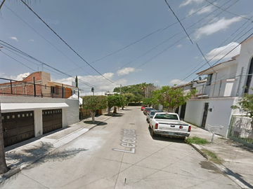 VENDO CASA EN LEON MODERNO-GTO