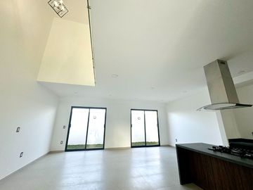 Hermosa casa con  4 recamaras al sur de Pachuca. Reesidencial Altara 164