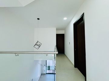 Hermosa casa con  4 recamaras al sur de Pachuca. Reesidencial Altara 164