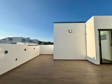 Hermosa casa con  4 recamaras al sur de Pachuca. Reesidencial Altara 164
