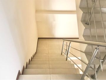 casa en urbanizacion privada de venta en manta B/L