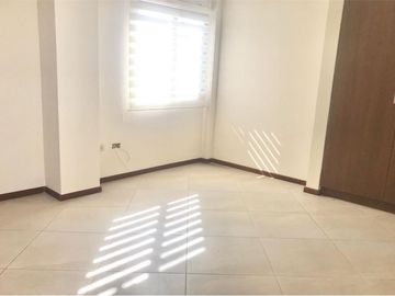 casa en urbanizacion privada de venta en manta B/L
