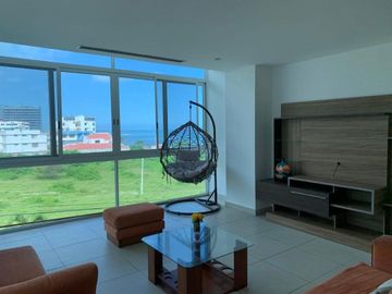 departamento con vista al mar de venta en manta B/L