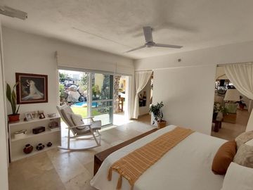 Casa estilo mediterráneo en Un solo Nivel En Burgos Bugambilias,  Temixco Morelos.