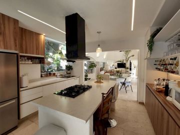 Casa estilo mediterráneo en Un solo Nivel En Burgos Bugambilias,  Temixco Morelos.