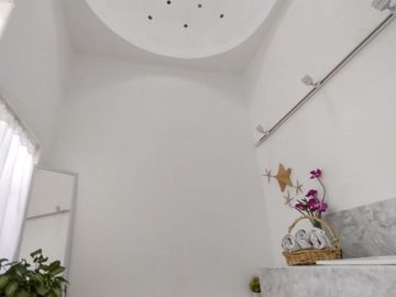 Casa estilo mediterráneo en Un solo Nivel En Burgos Bugambilias,  Temixco Morelos.