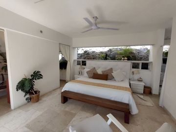 Casa estilo mediterráneo en Un solo Nivel En Burgos Bugambilias,  Temixco Morelos.