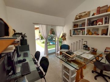 Casa estilo mediterráneo en Un solo Nivel En Burgos Bugambilias,  Temixco Morelos.