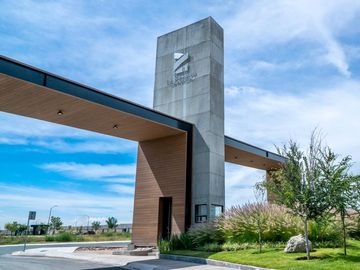 Venta de Terreno plano en La Reserva en Valle de Juriquilla