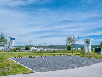 Venta de Terreno plano en La Reserva en Valle de Juriquilla