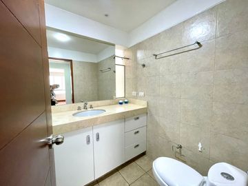 LINDO FLAT FRENTE A PARQUE-3 DORMITORIOS-TERRACITA-2 COCHERAS-TAMBO DE MONTERRICO-SURCO