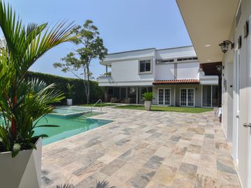 VENTA HERMOSA EXCLUSIVA CASA CONDOMINIO SUR CALI - PANCE..