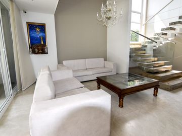 VENTA HERMOSA EXCLUSIVA CASA CONDOMINIO SUR CALI - PANCE..