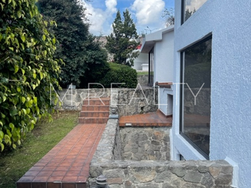 Casa en Venta en Loma de Valle Escondido, Atizapán